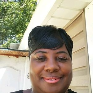 Meet your Posher, Annette